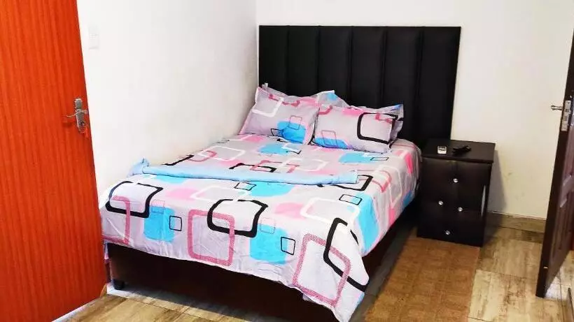 Majatalo Sir Pinto Guesthouse