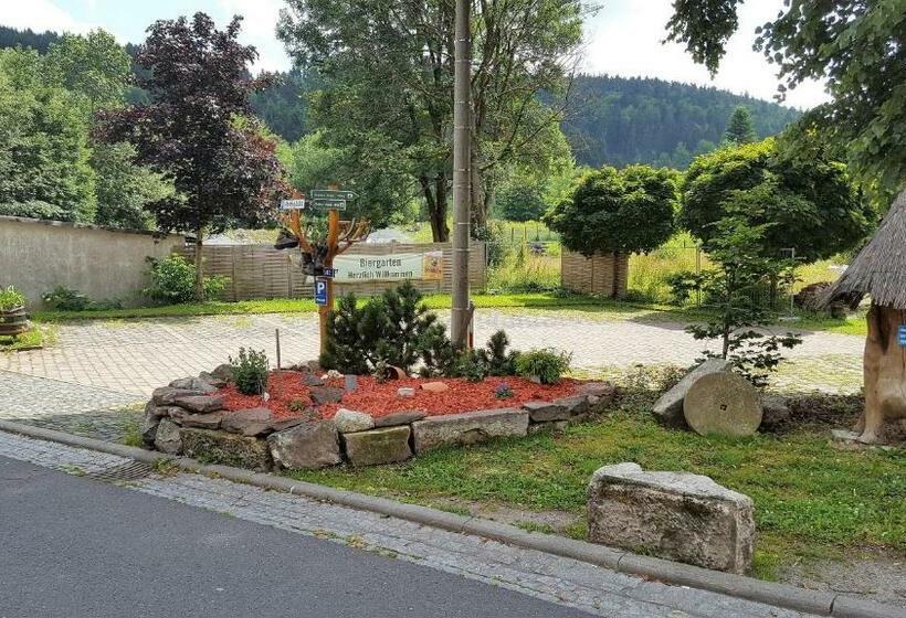 Pension & Gasthof Am Park Ug