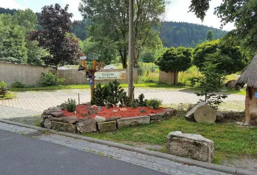 Pension & Gasthof Am Park Ug