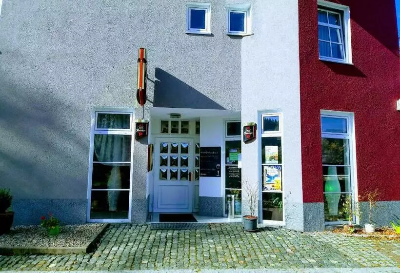 Pension & Gasthof Am Park Ug