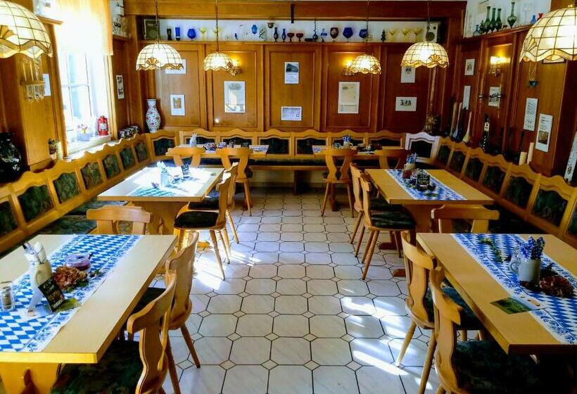 Pension & Gasthof Am Park Ug