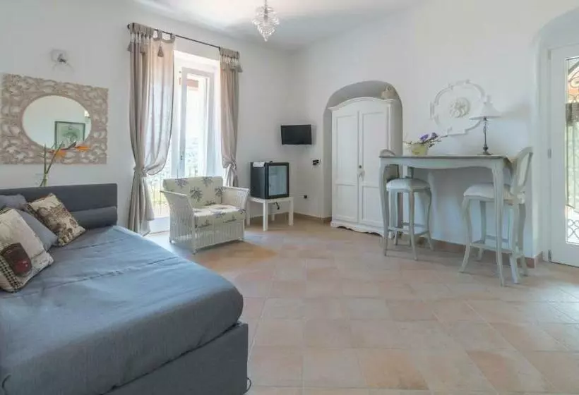 تختخواب و صبحانه Il Melangolo