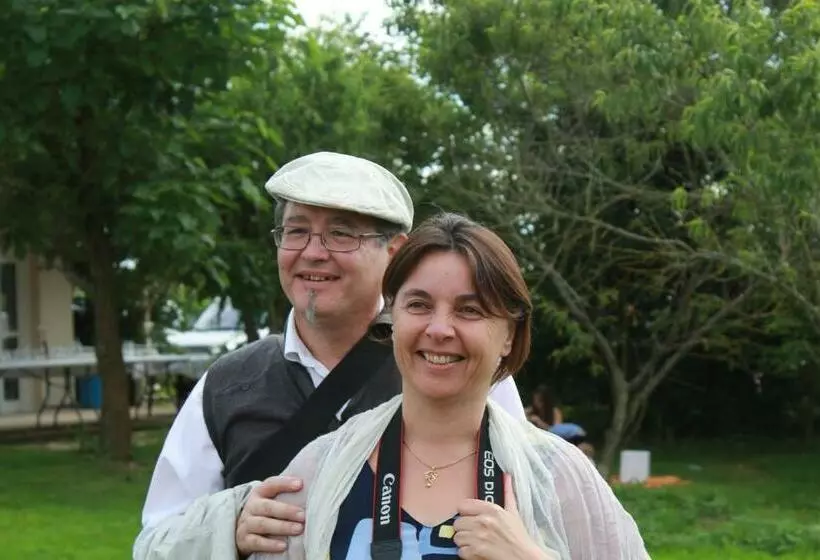 Aamiaismajoitus (B&B) Les 3 Roses