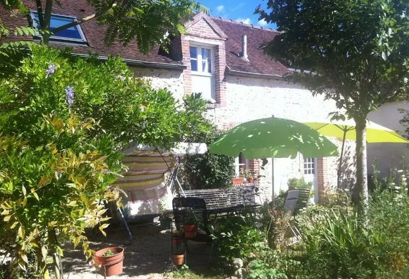 Aamiaismajoitus (B&B) Les 3 Roses