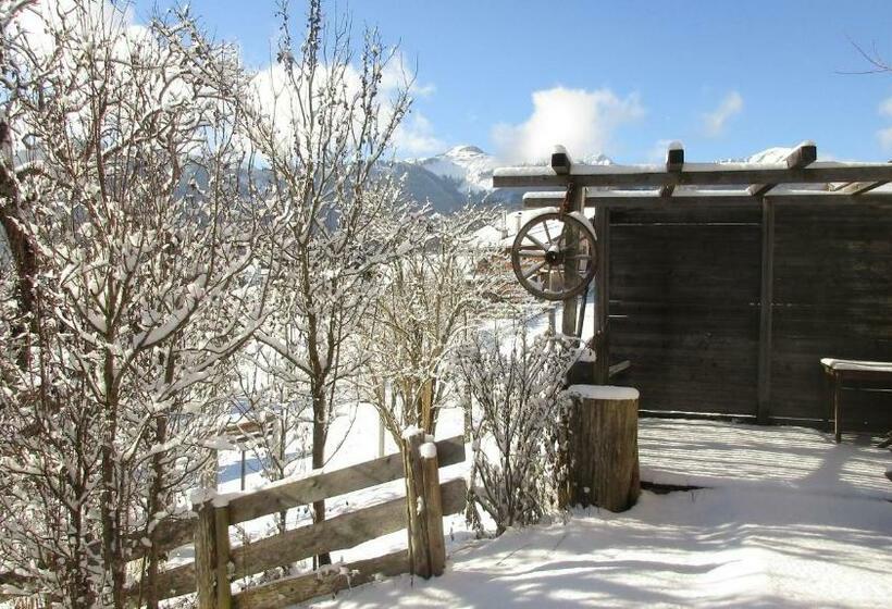 ホテル Achentaler Bauernhäusl