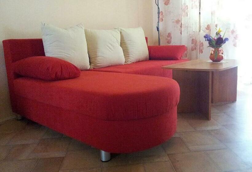 پانسیون Apartments And Rooms Oasis Of Peace