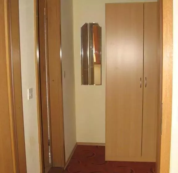 پانسیون Apartments And Rooms Oasis Of Peace