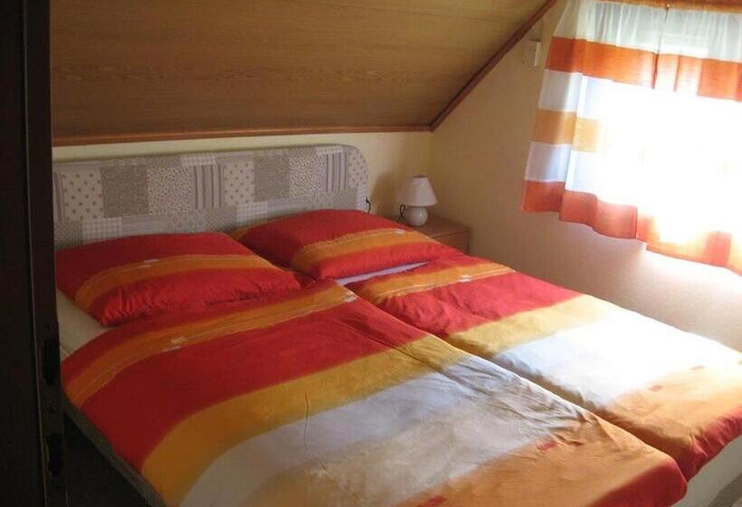 پانسیون Apartments And Rooms Oasis Of Peace