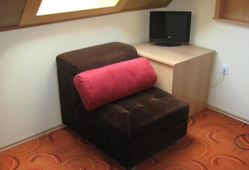 پانسیون Apartments And Rooms Oasis Of Peace