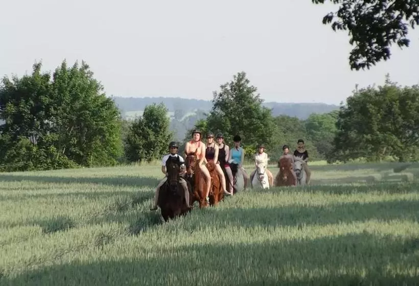 Majatalo Landhof Zur Meierei