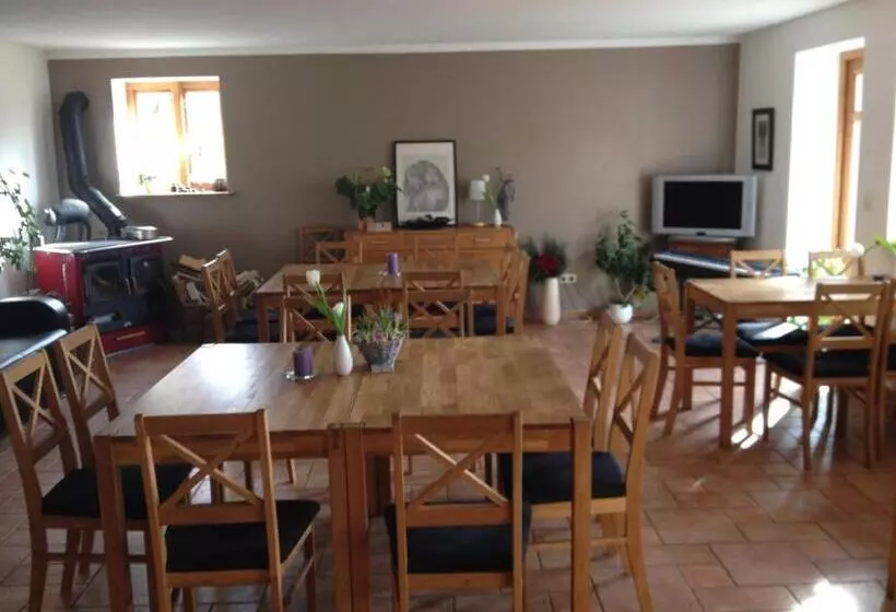 Majatalo Landhof Zur Meierei