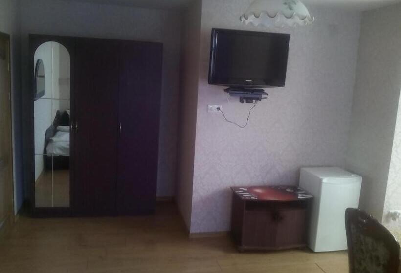 پانسیون Sveciu Namai Avada