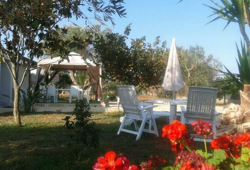 פנסיון Villa Annalaura Galatone