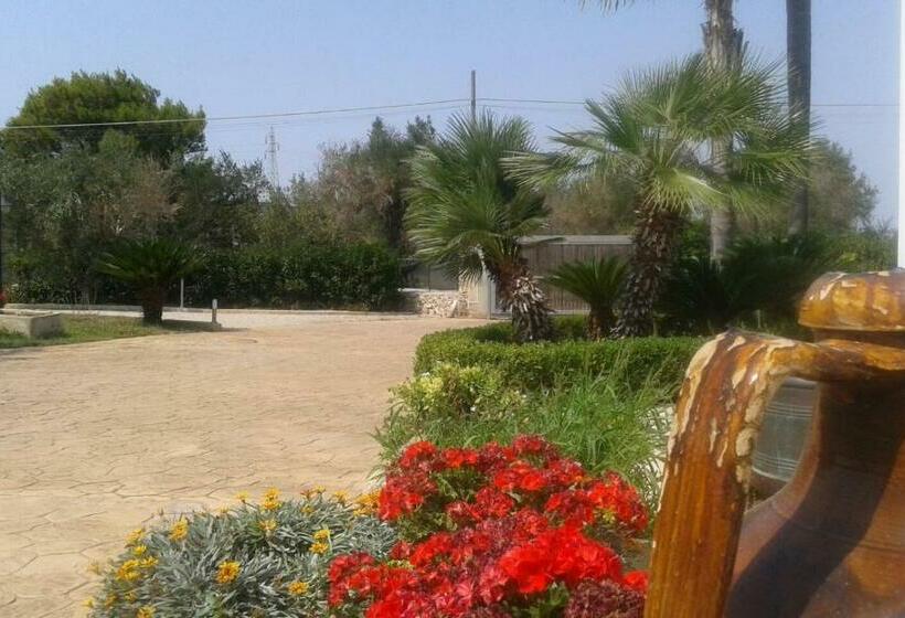 פנסיון Villa Annalaura Galatone