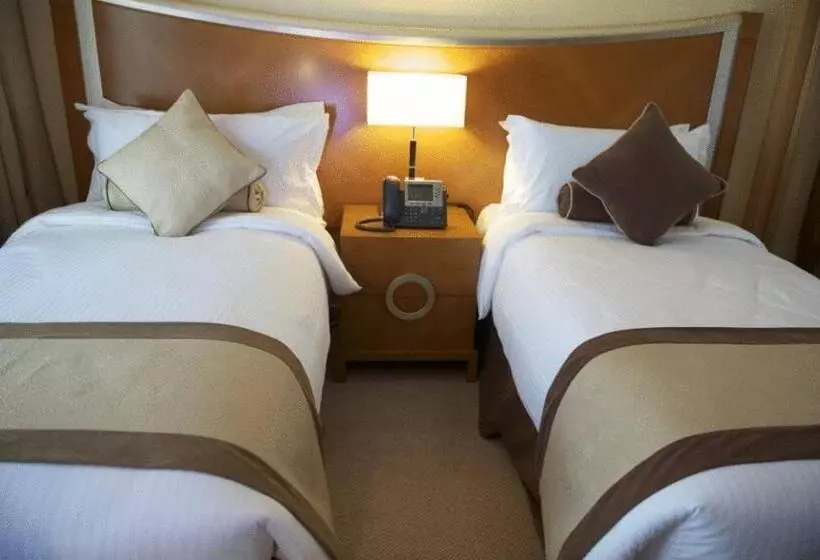 Grand Bellevue Hotel Apartment Dubai