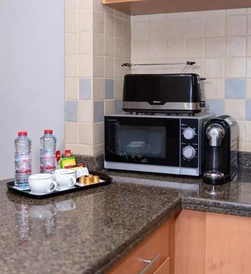 Grand Bellevue Hotel Apartment Dubai