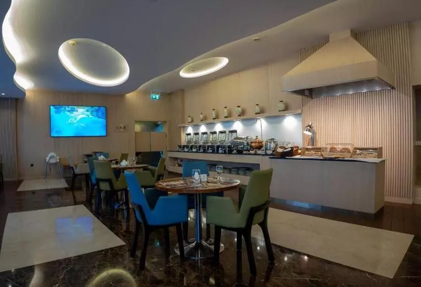 Grand Bellevue Hotel Apartment Dubai