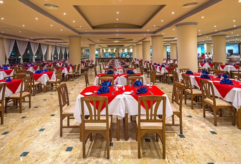 Hawaii Le Jardin Aqua Resort Families And Couples Only