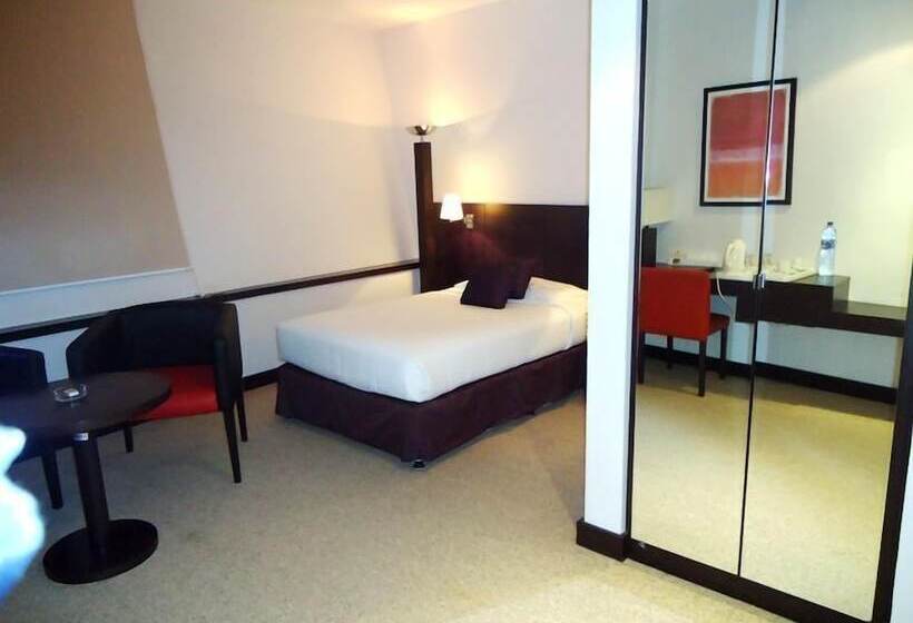 Hotel Al Jazira Club