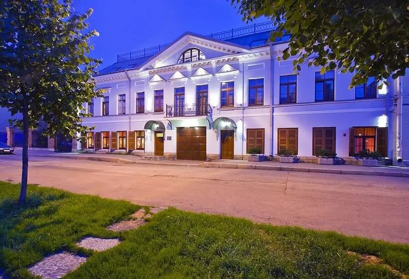 هتل Alexander House