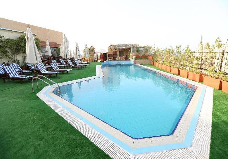 هتل Cherry Maryski