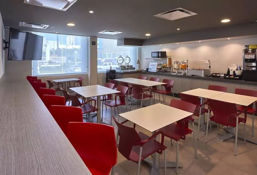 酒店 City Express Junior By Marriott Juarez Consulado