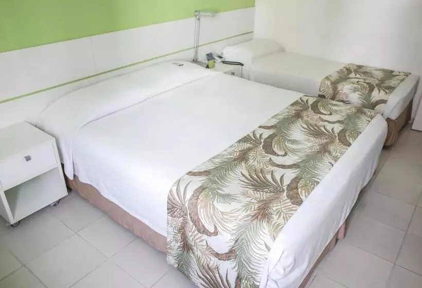 Otel Coqueiro Express