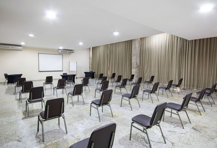 هتل Dan Inn Campinas Anhanguera