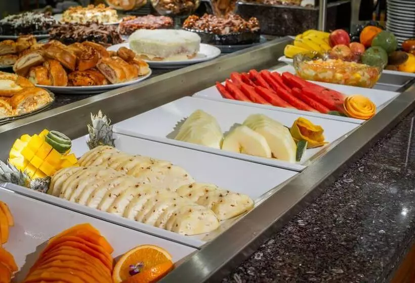 Hotel Laghetto Premio