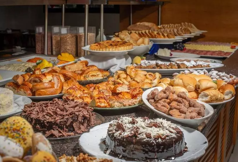 Hotel Laghetto Premio