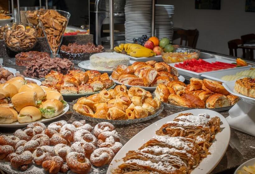 هتل Laghetto Premio