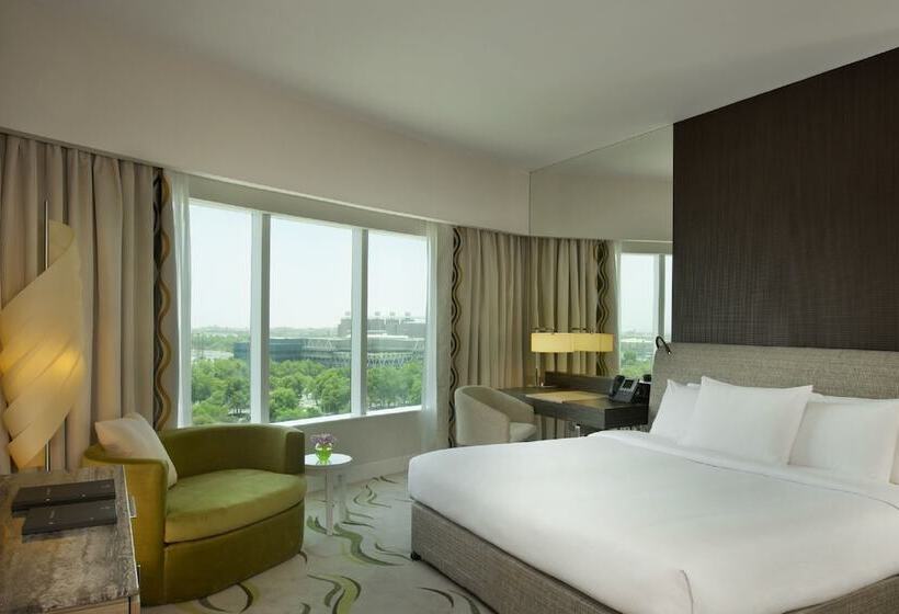 Hotel Millennium Al Rawdah