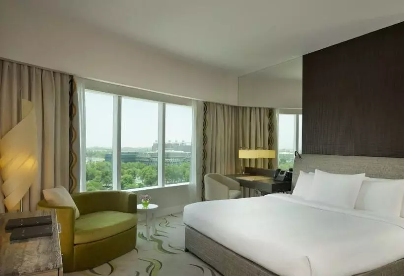 Hotel Millennium Al Rawdah