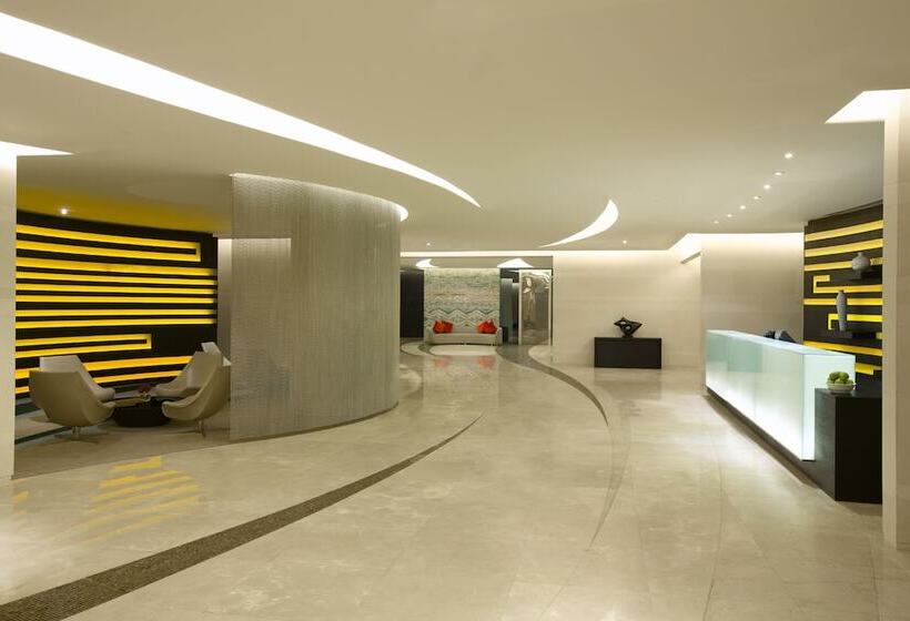 Hotel Millennium Al Rawdah