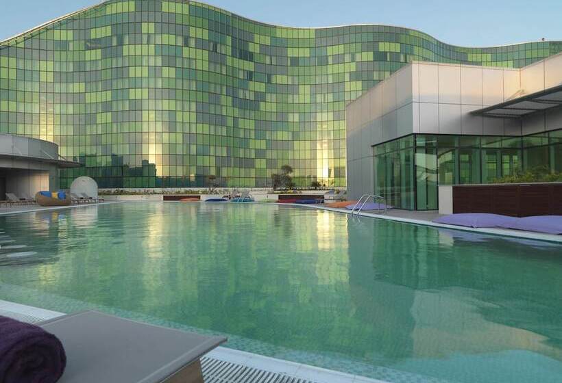 Hotel Millennium Al Rawdah