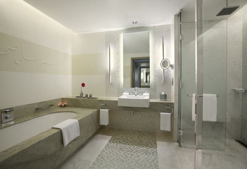 Hotel Millennium Al Rawdah