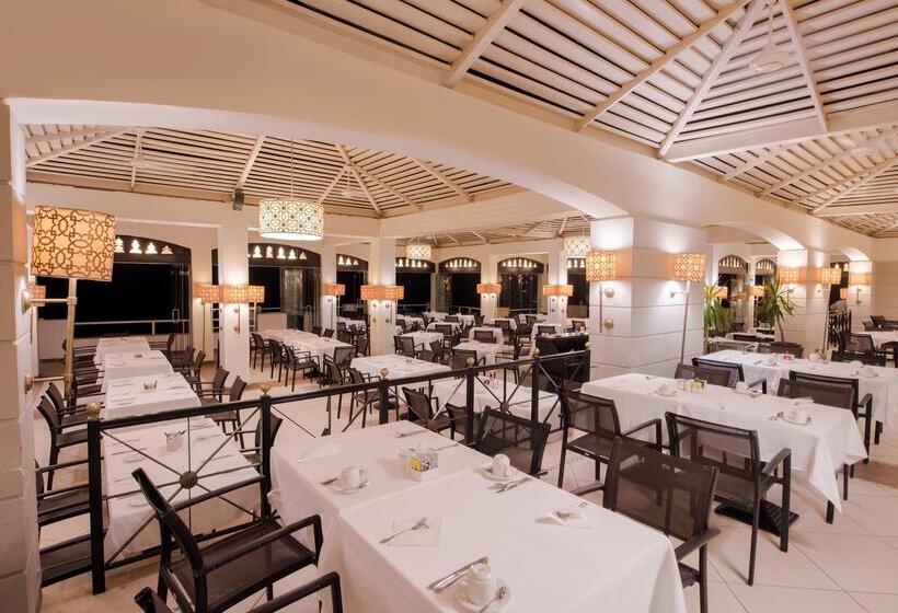 هتل Sentido Reef Oasis Aqua Park Resort