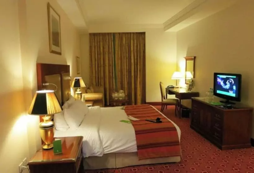 Sunday Hotel Holiday International Dubai