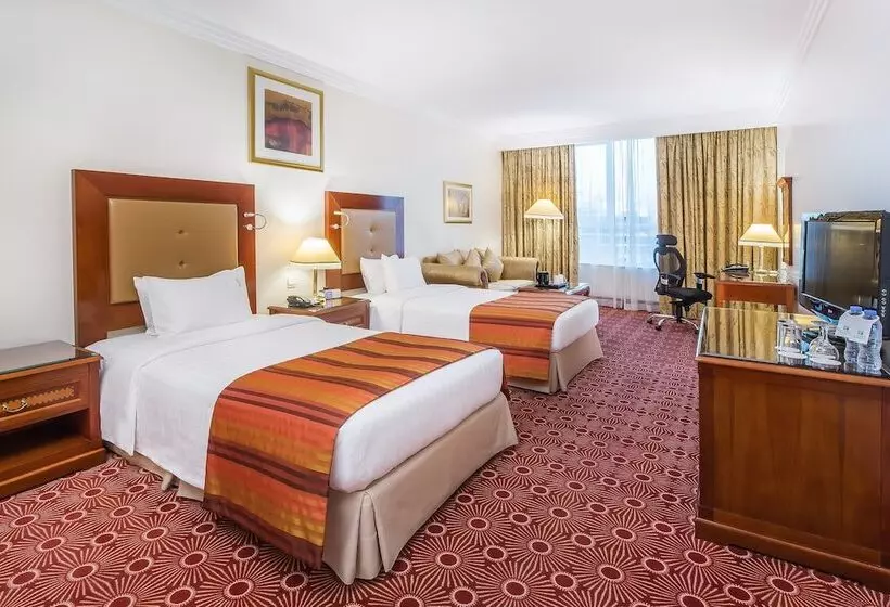 Sunday Hotel Holiday International Dubai