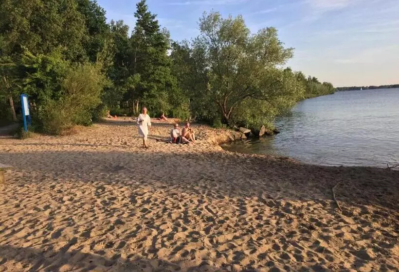 Art+bed And Breakfast