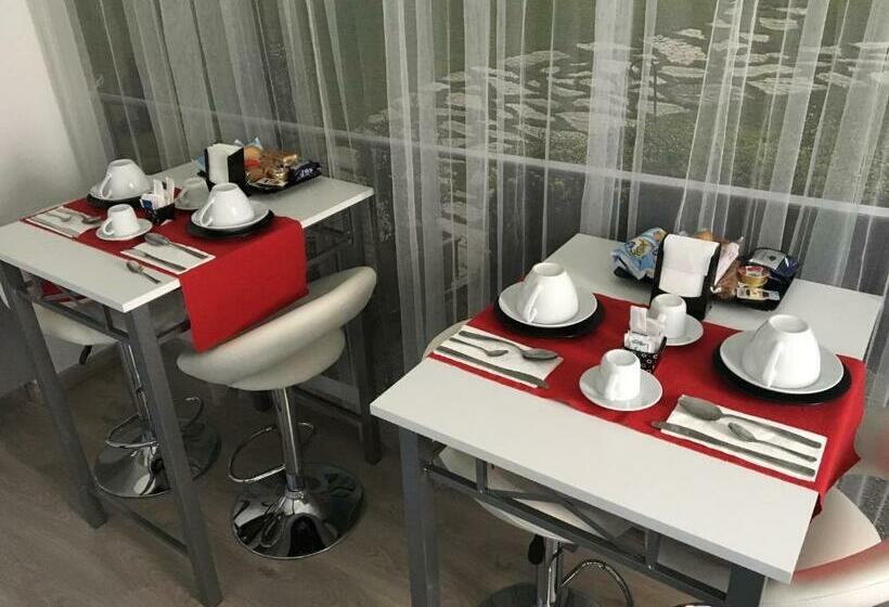 تختخواب و صبحانه 85centro