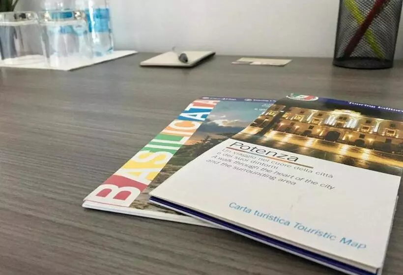 تختخواب و صبحانه 85centro