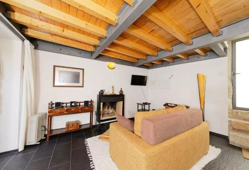 تختخواب و صبحانه Antiga Casa Do Boi