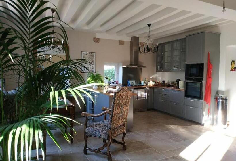 ベッドアンドブレックファースト Closerie Des Laudieres