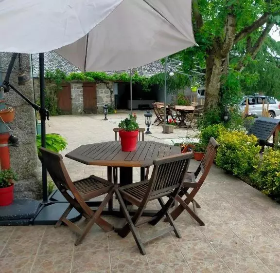 Aamiaismajoitus (B&B) Ferme Des Capellous