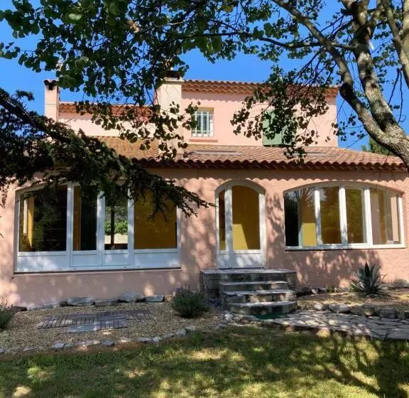 ベッドアンドブレックファースト Le Clos Des Olivettes