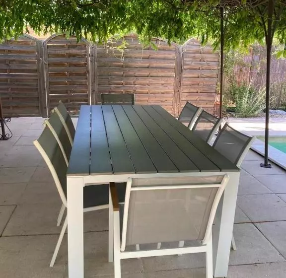 ベッドアンドブレックファースト Le Clos Des Olivettes