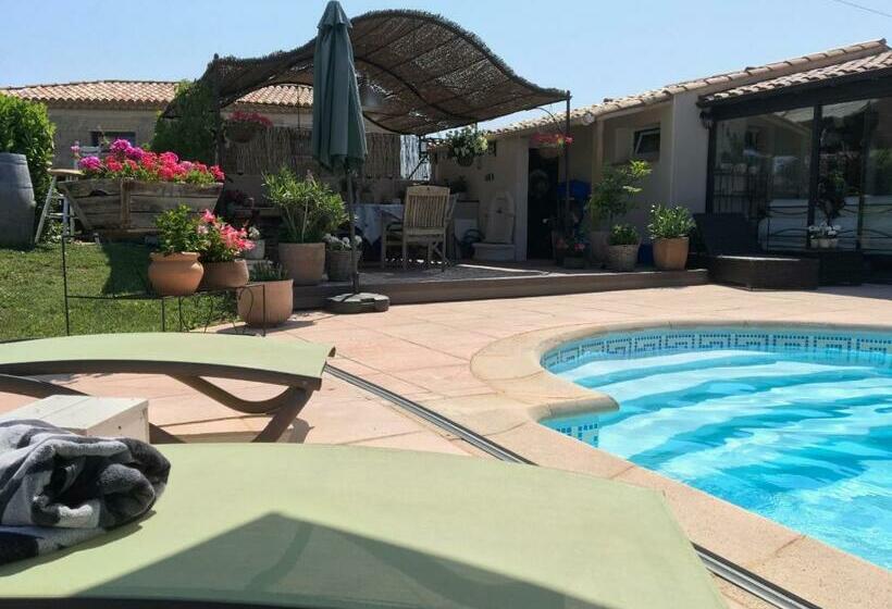 تختخواب و صبحانه Les Secrets Du Mistral