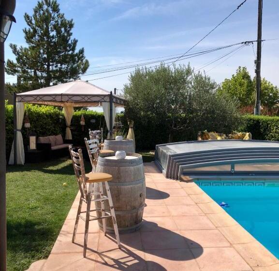 تختخواب و صبحانه Les Secrets Du Mistral