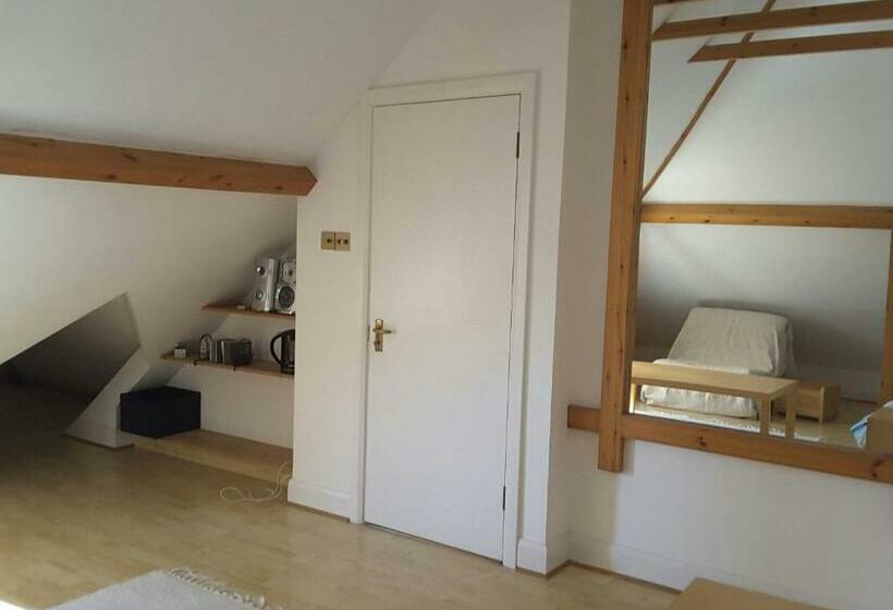 住宿加早餐  Osterley Studio Room